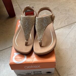 Aetrex Kelly Sparkle Orthotic Thong Sandal Champagne EU 35, US 5-5.5 New in Box
